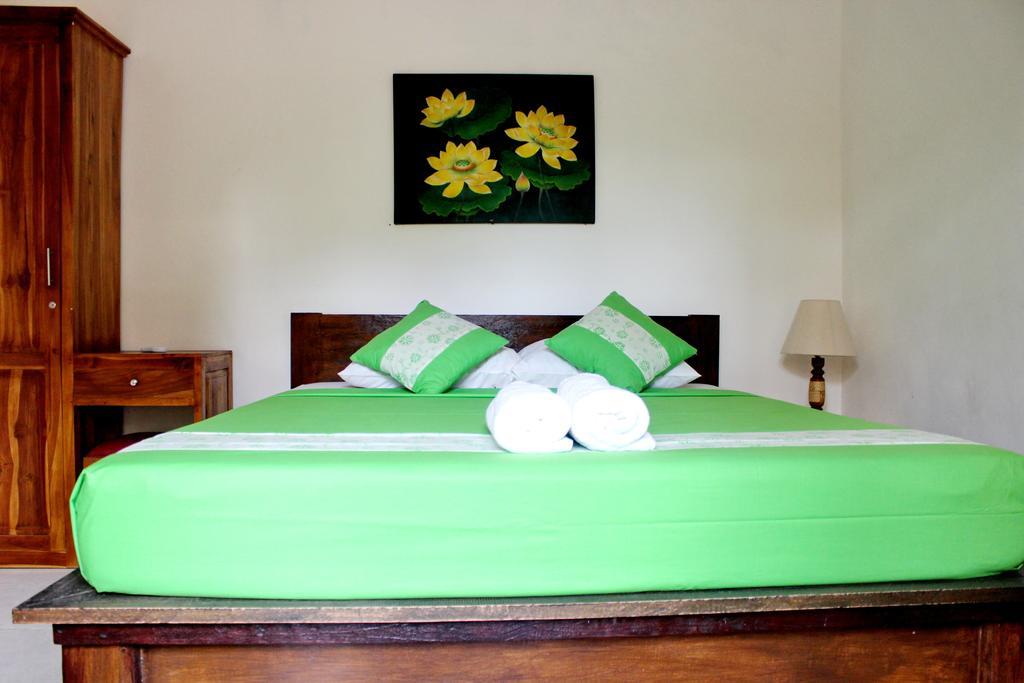 Surya Home Stay Nusa Lembongan  Room photo